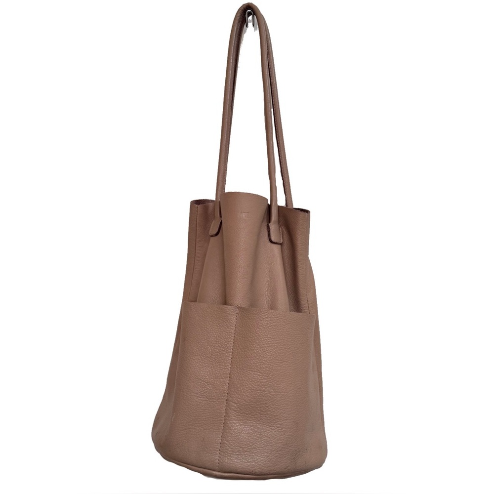 ARE STUDIO Women’s Leather Bucket Bag In Sand EUC